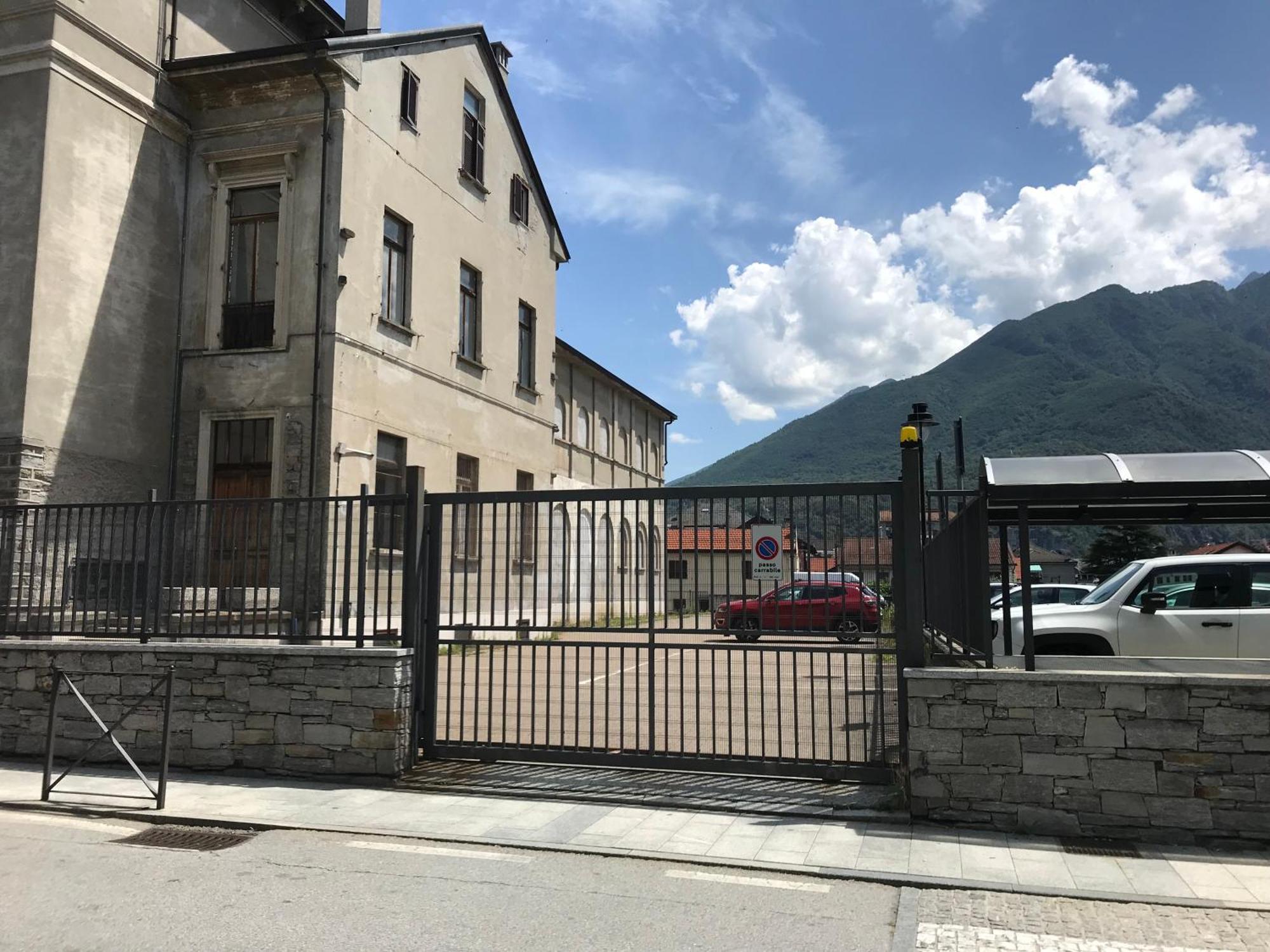 Antica Dimora Del Mercato Domodossola Exterior foto
